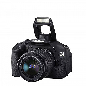 Canon Rebel T3i / EOS 600D con lente