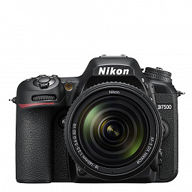 Nikon D7500 con lente