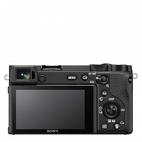 Sony A6600 con lente